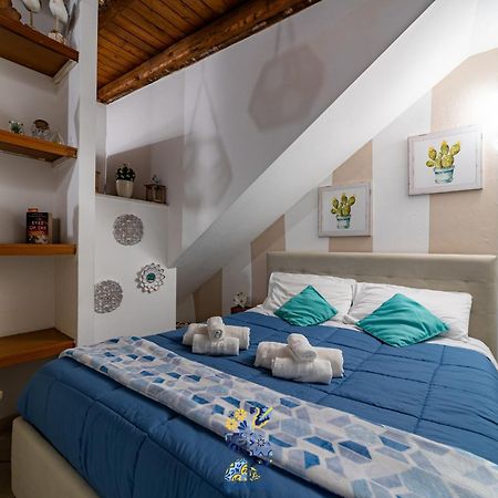 La Rocca Apartment Of Ballaro Palermo Exterior photo